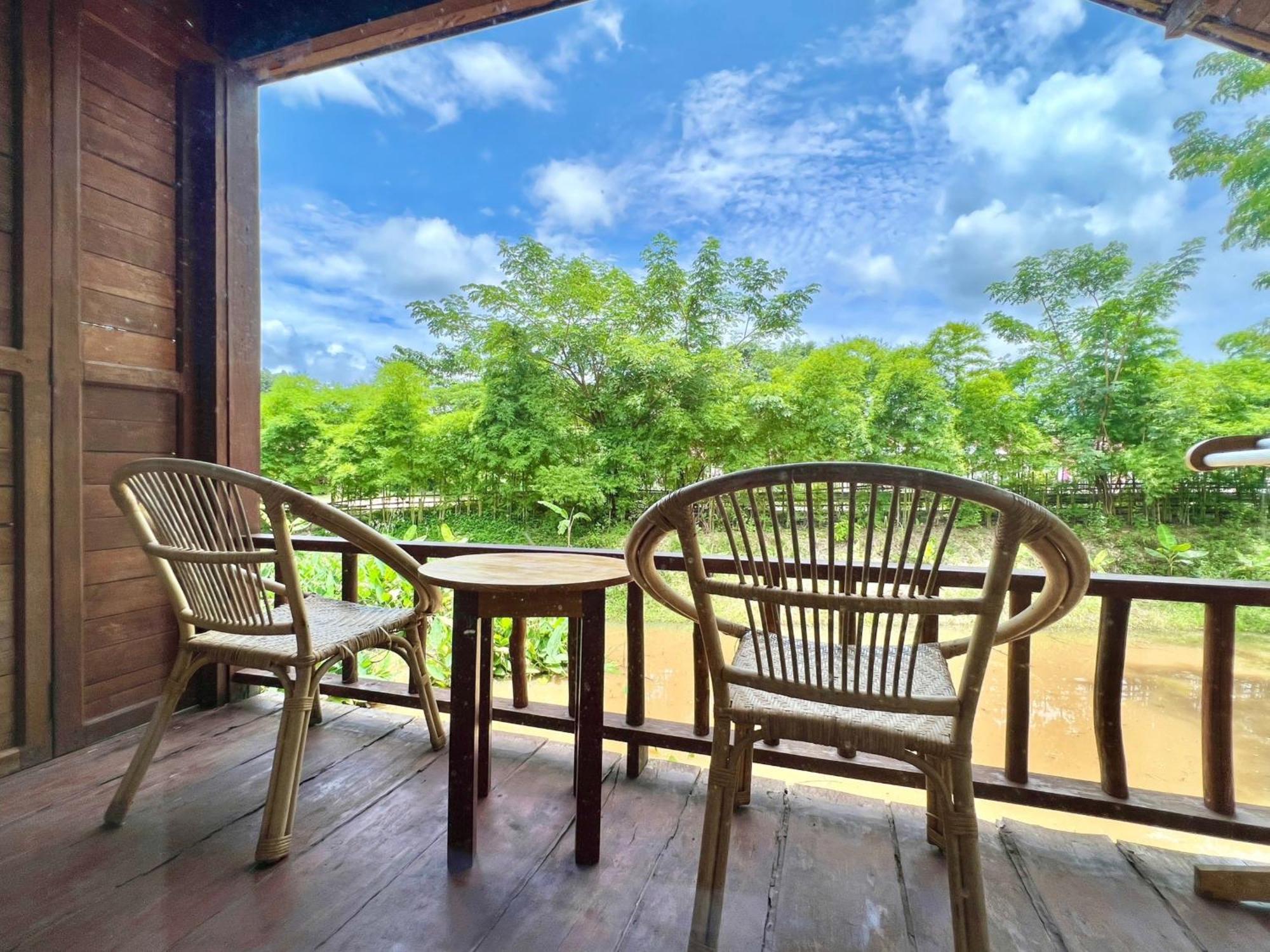 Viengtara Vangvieng Resort Vang Vieng Luaran gambar