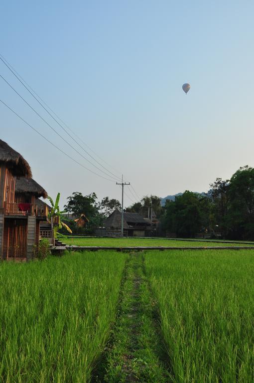 Viengtara Vangvieng Resort Vang Vieng Luaran gambar