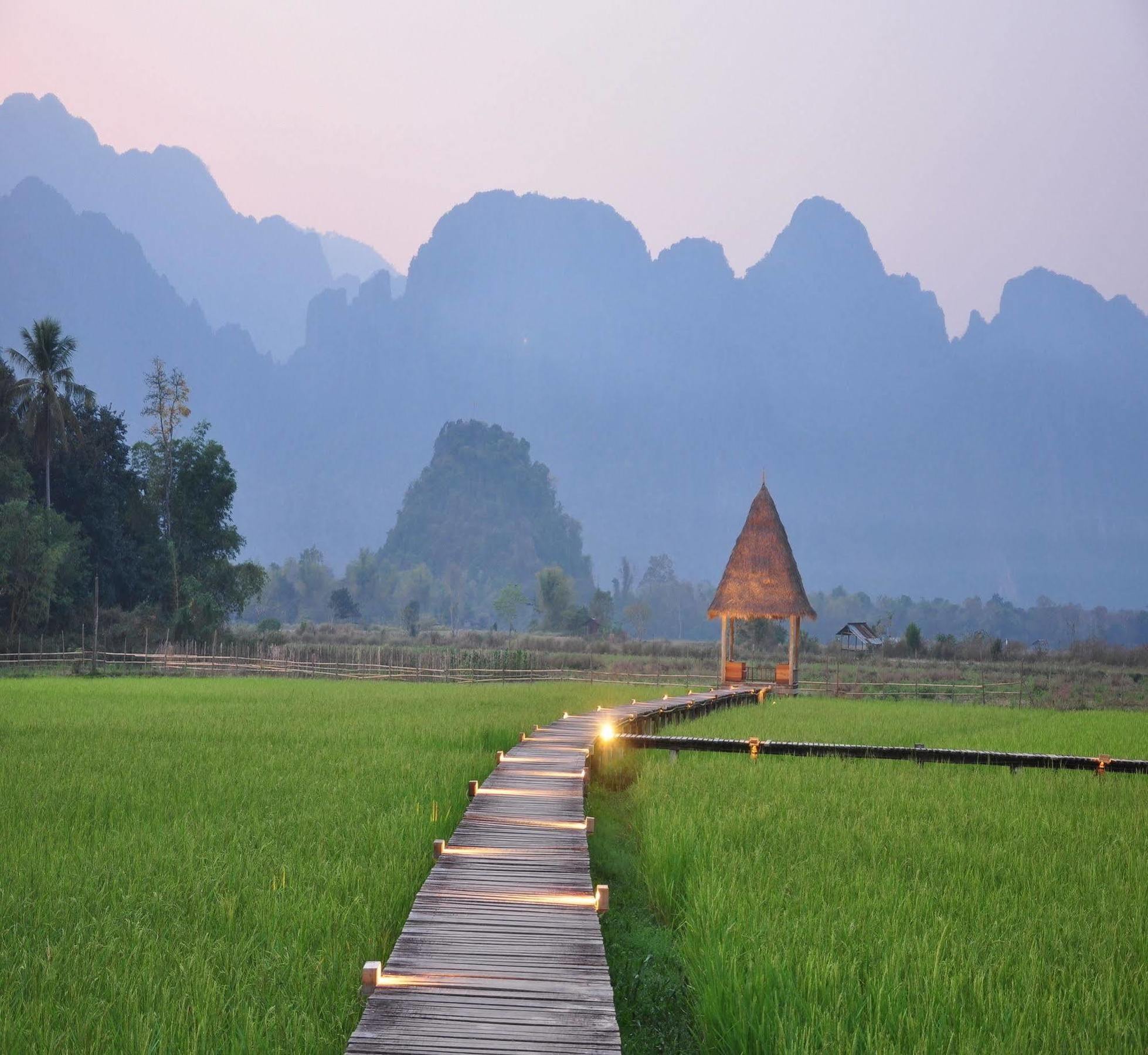 Viengtara Vangvieng Resort Vang Vieng Luaran gambar